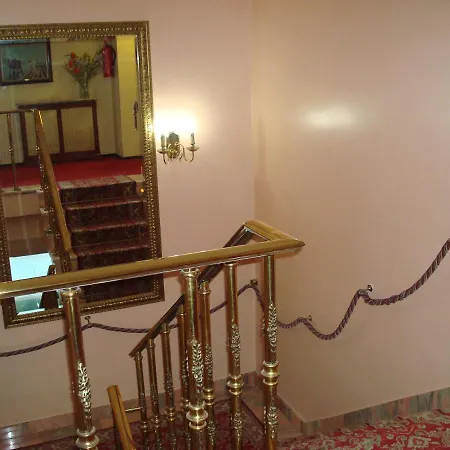 Hotel Estadio 2*